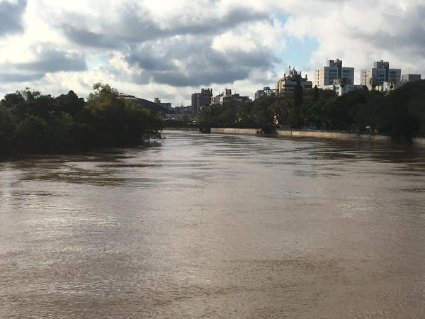 Foto de hoje do nosso Rio dos Sinos - Foto: Juliano Palinha